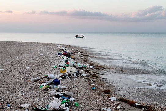 Beziffert: Gigantische Plastikmengen landen jedes Jahr im Meer