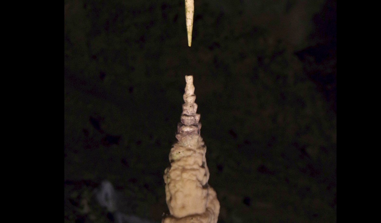 Wie Stalagmiten ihre Form bekommen