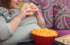 Globale Bilanz: Über- schlägt Unterernährung