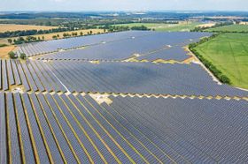 Solarparks: Klimaschutz vs. Naturschutz?